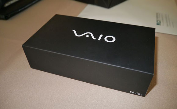 Vaio smartphone retail package